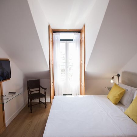 Otilia Apartamentos Lisbon Exterior photo