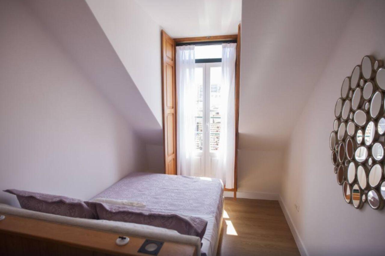 Otilia Apartamentos Lisbon Exterior photo