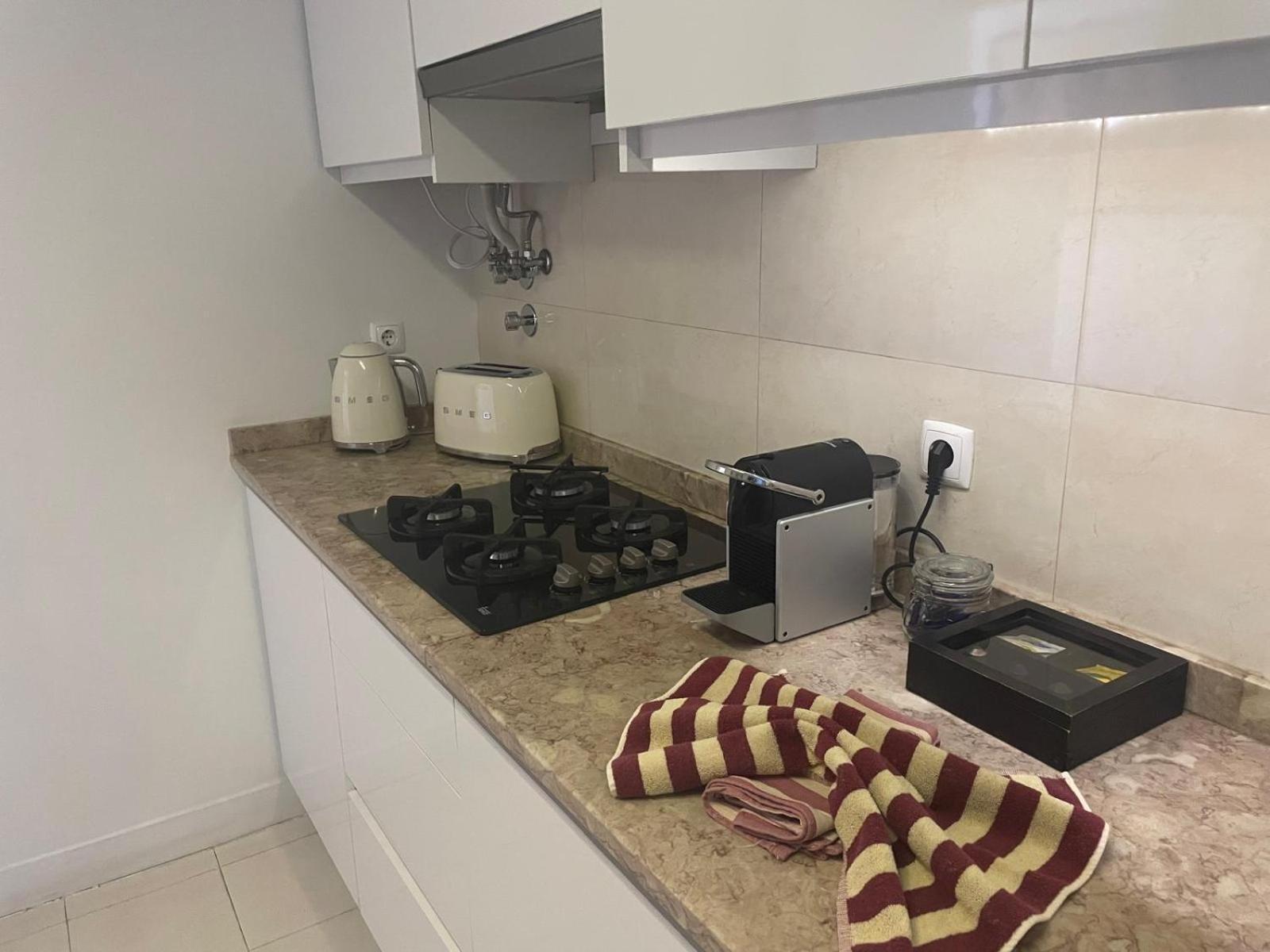 Otilia Apartamentos Lisbon Exterior photo